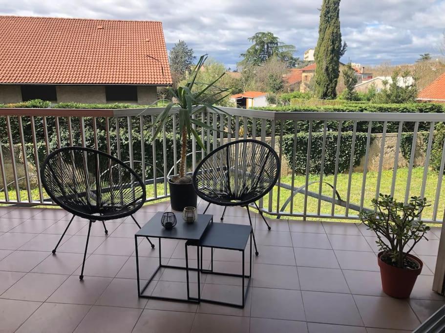 Studio Moderne, Terrasse Et Parking Romans-sur-Isère Extérieur photo